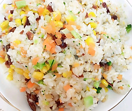 腊肠炒饭的做法