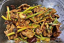 【芹菜牛肉】的做法