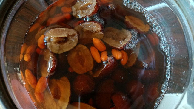 养生茶—红枣枸杞茶的做法