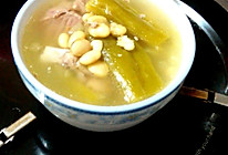 苦瓜黄豆骨头汤的做法