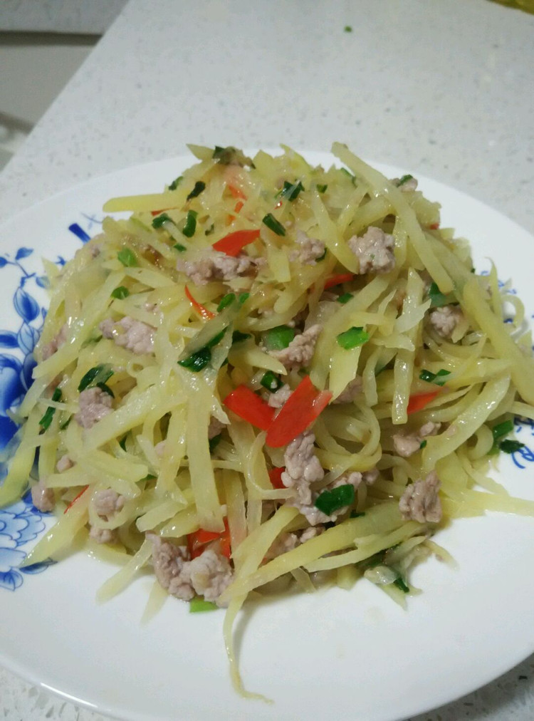 肉未土豆丝的做法