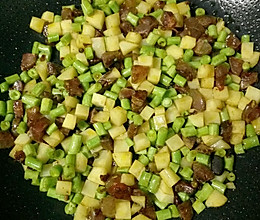 电饭煲焖饭的做法