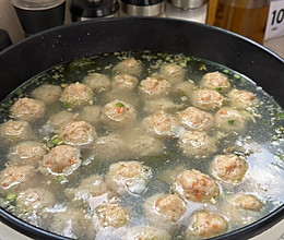 莲藕嫩肉丸子，老人孩子最爱的做法