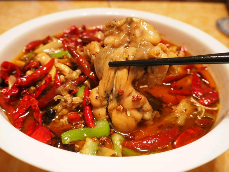 水煮牛蛙的做法