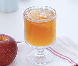 苹果美式咖啡#皇后红玫瑰花式做法#的做法