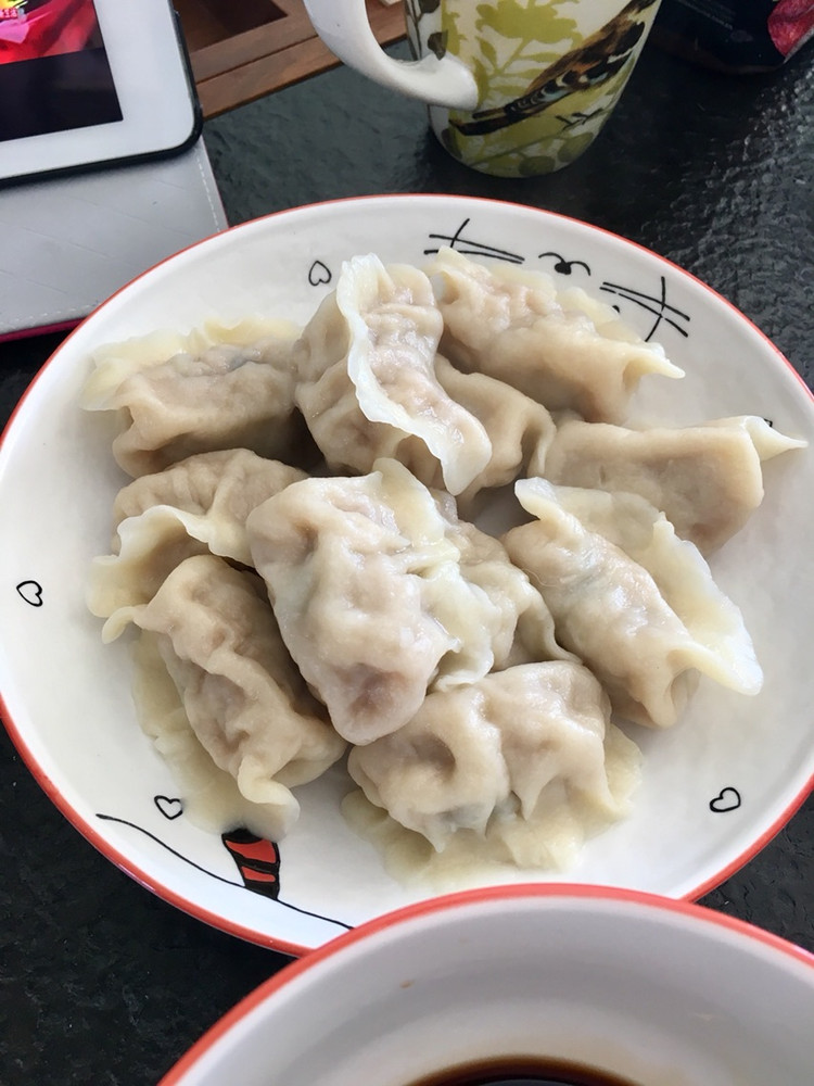 酸菜水饺的做法