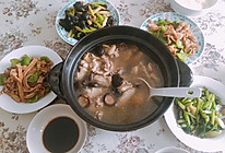 当归黄芪炖鸡汤的做法