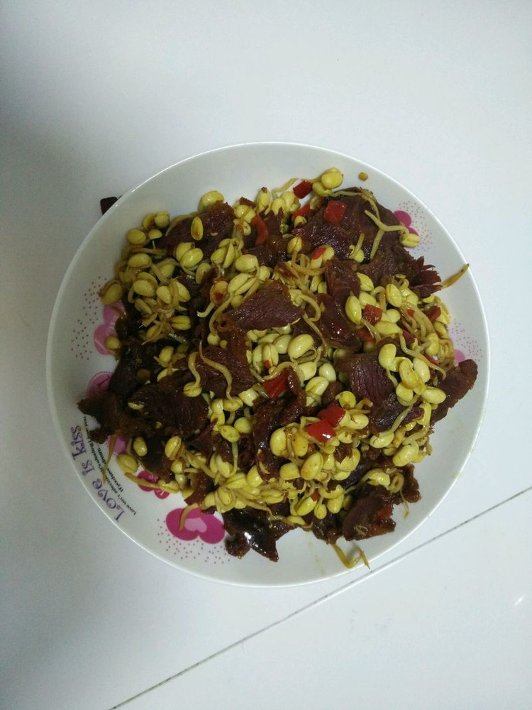 牛肉烧黄豆芽的做法