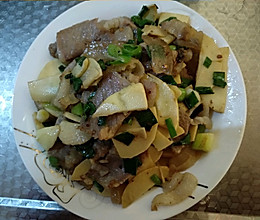 腊肉烧冬笋的做法