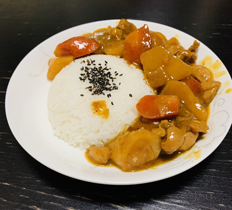 鸡腿肉咖喱饭的做法