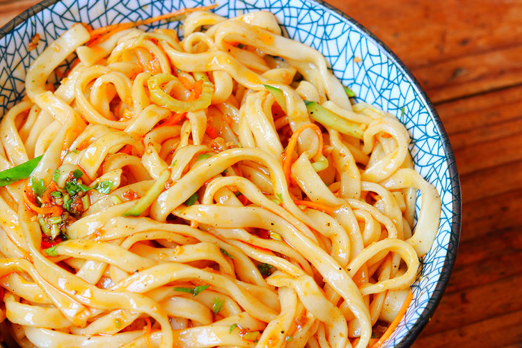 麻辣凉面￨开胃神器的做法