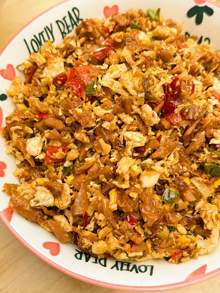 外婆菜炒鸡蛋（超级下饭菜）的做法