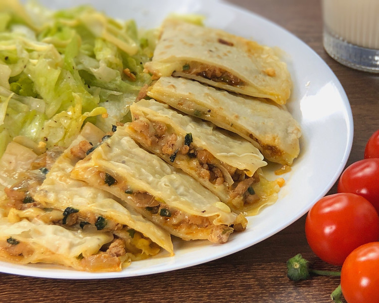 我的减脂早餐 菠菜牛肉芝士馅饼的做法