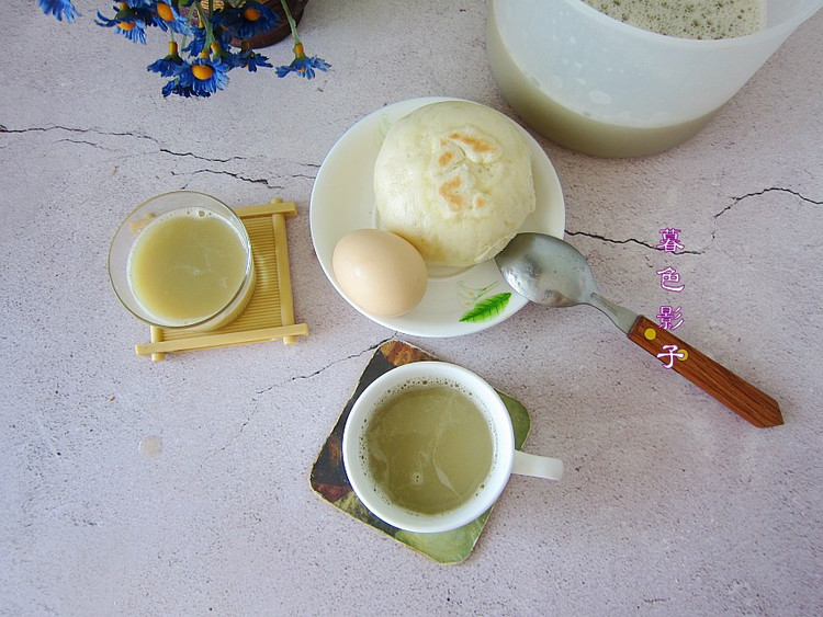 秋季去燥解暑，少喝牛奶也喝绿豆汤，滋润养人的做法