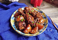 #一人一道拿手菜#可乐土豆焖鸡翅根的做法