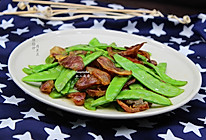 腊肠炒荷兰豆的做法