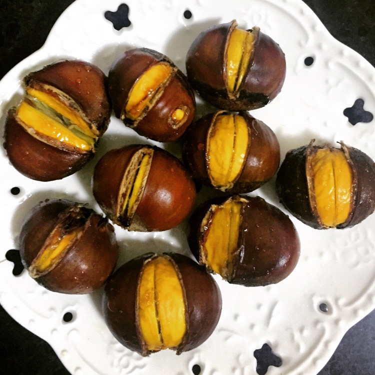 糖烤板栗 有烤箱的一定要试试！！的做法