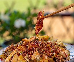 电饭煲焖鸡做法,不加一滴油也很好吃(内附万能香辣料汁做法)的做法