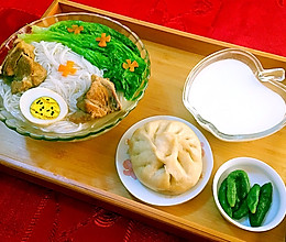 幸福早餐排骨米线的做法