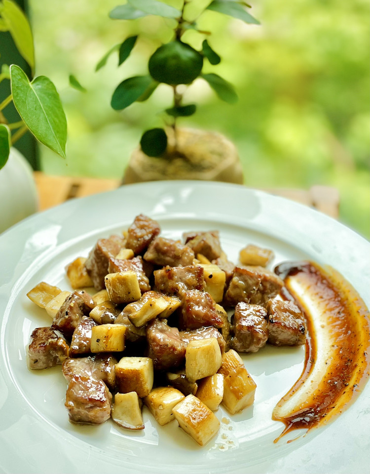 减脂期吃它，绝了杏鲍菇牛肉粒的做法
