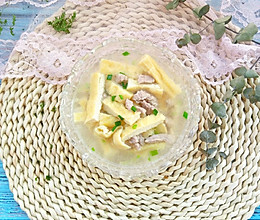 油豆腐瘦肉汤的做法