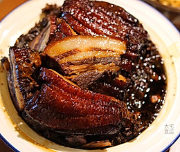 下饭菜——梅菜扣肉，也叫烧白的做法