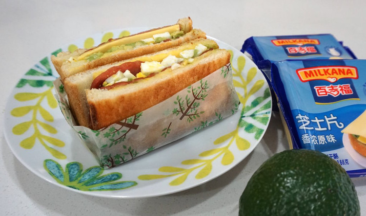 牛油果芝士片三明治的做法