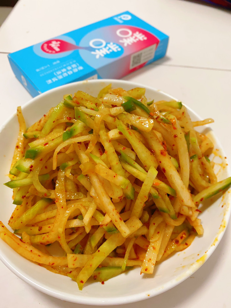 凉拌萝卜的做法