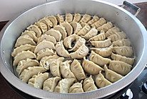 白菜香菇肉饺子的做法