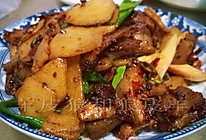 土豆片回锅肉的做法