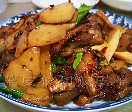 土豆片回锅肉的做法