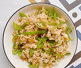 豆皮炒青椒的做法