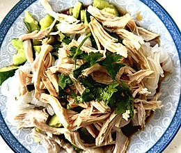 #珍选捞汁 健康轻食季#快手菜-鸡丝魔芋凉拌菜的做法