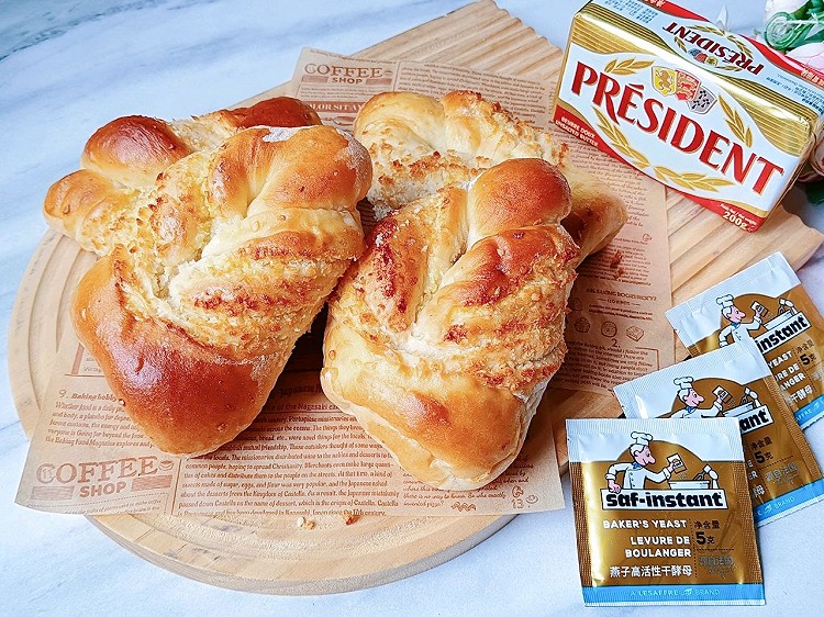 树叶椰蓉面包的做法