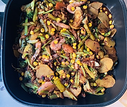 香锅，放进所有你喜欢吃的菜和肉的做法