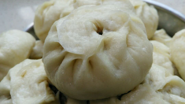马蹄香菇鲜肉包的做法