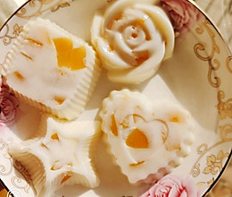 黄桃牛奶冻的做法