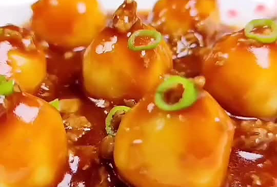 浇汁金球的做法