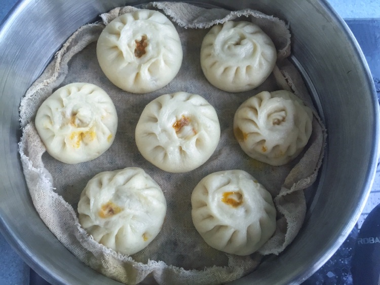胡萝卜洋葱牛肉包子的做法