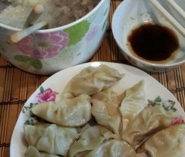 不用电饼铛的“猪肉锅贴”(鸡爪冻)的做法