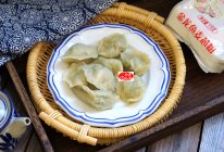 萝卜丝脂渣海米饺子的做法