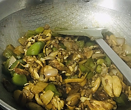 清炒牛蛙的做法