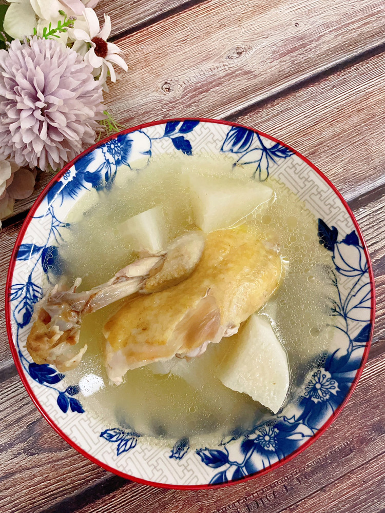 萝卜炖鸡汤的做法