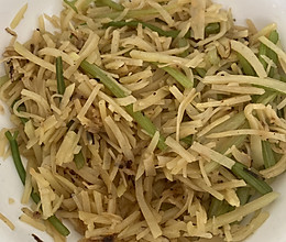 炒土豆丝非酸辣的做法