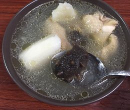 海参山药鸡汤的做法