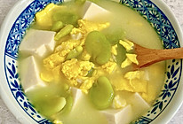 #春日露营#蚕豆鸡蛋豆腐汤的做法