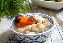 胡萝卜排骨花生汤：心动的感觉的做法