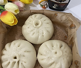 #万物皆可搭#香菇酱肉包的做法