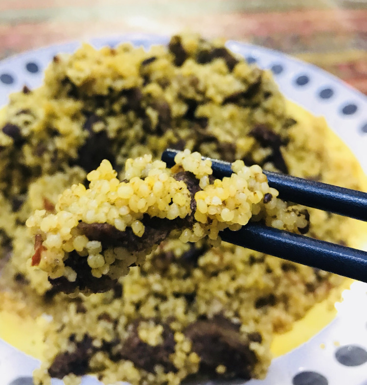 我要吃肉肉，小米蒸牛腩的做法