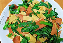 韭菜炒干豆腐火腿肠的做法